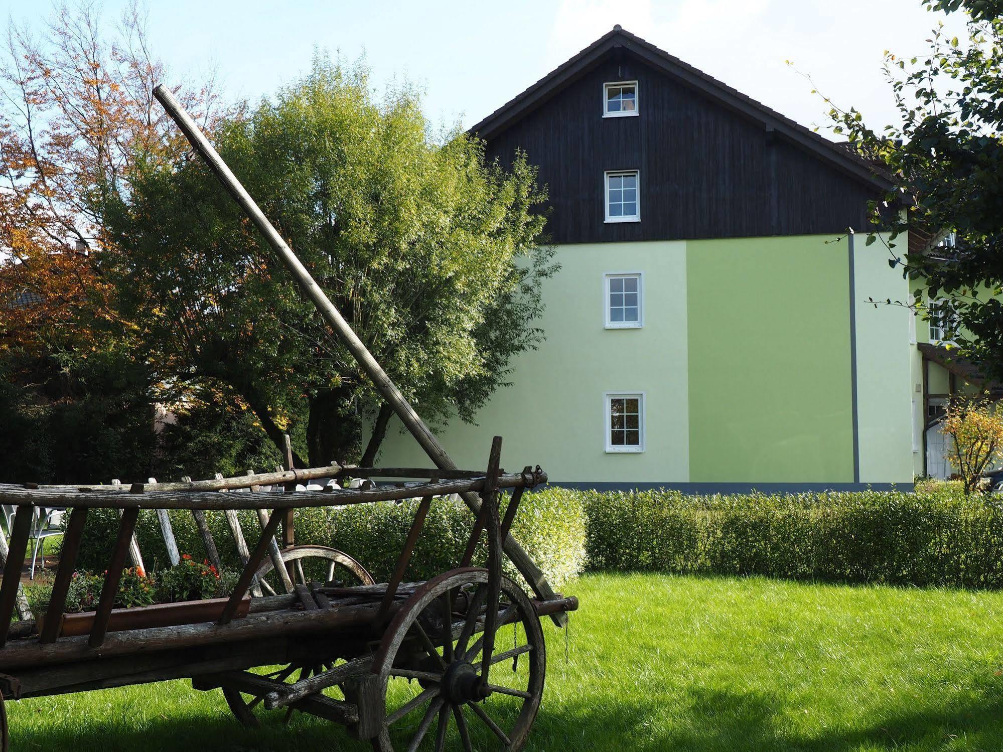 Rennsteighotel Herrnberger Hof Neuhaus am Rennweg Luaran gambar